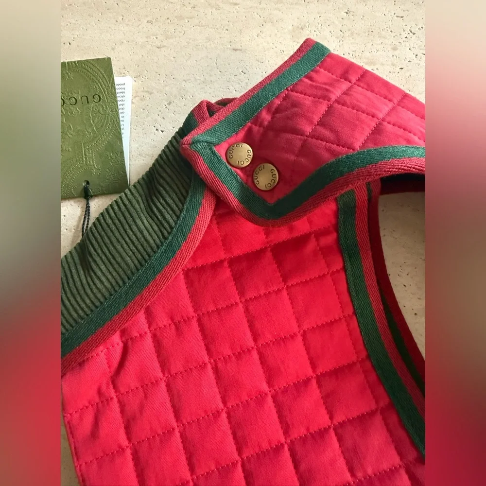 NWT Gucci Red Quilted GG Interlocking Drill Pet Coat Jacket 100% Cotton Sz M